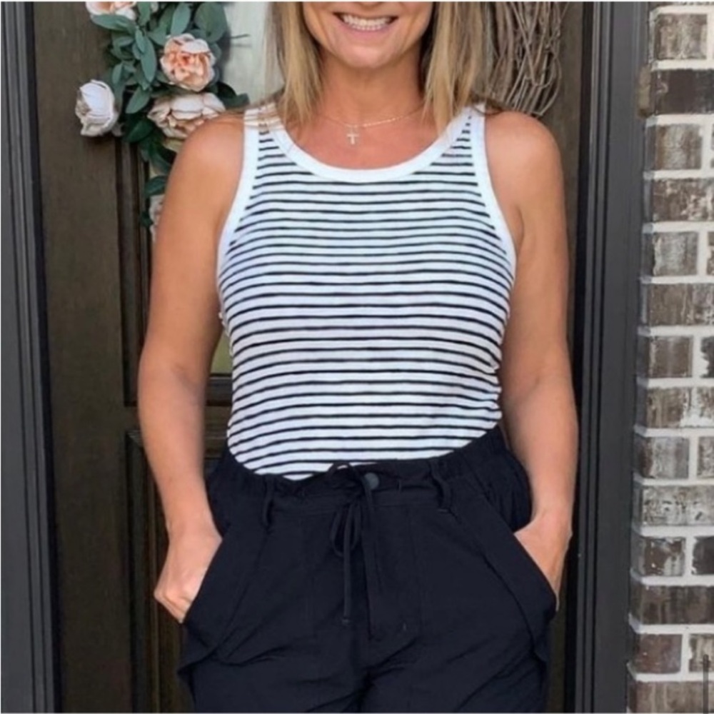 Cabi Black Stripe Paragon tank medium